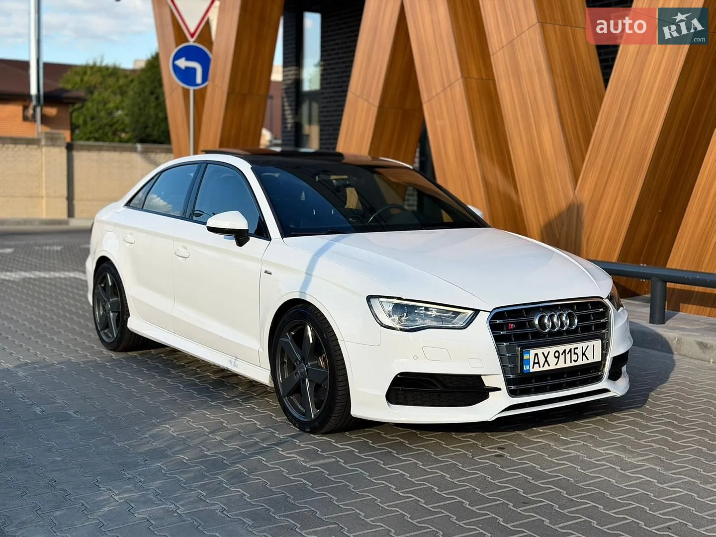 2015 Audi A3 - фото 1