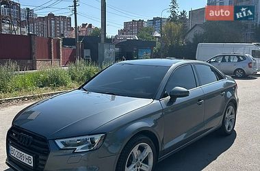 Седан Audi A3 2016 в Тернополі
