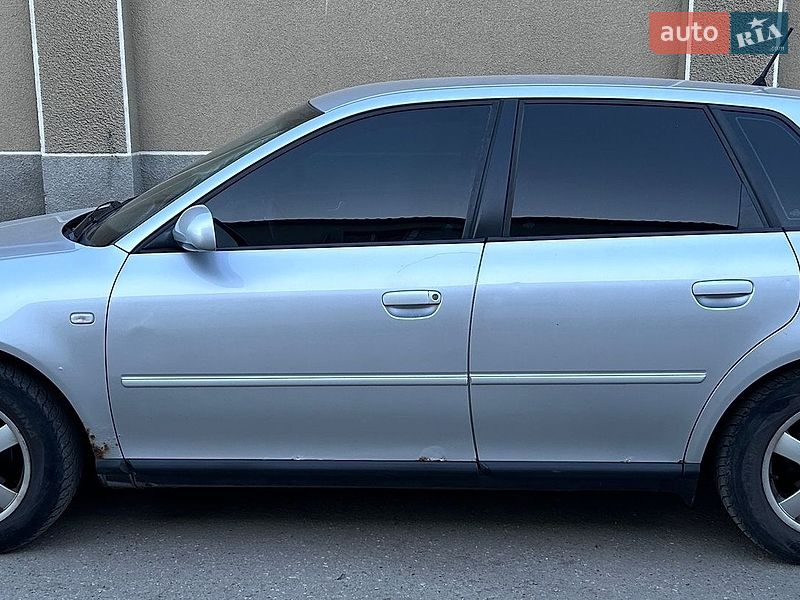 Хэтчбек Audi A3 2002 в Харькове