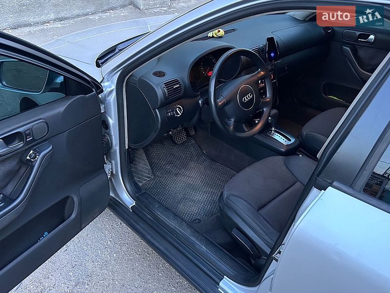 Хэтчбек Audi A3 2002 в Харькове