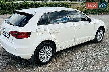 Хетчбек Audi A3 2014 в Павлограді