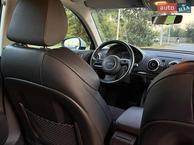 Хетчбек Audi A3 2016 в Києві