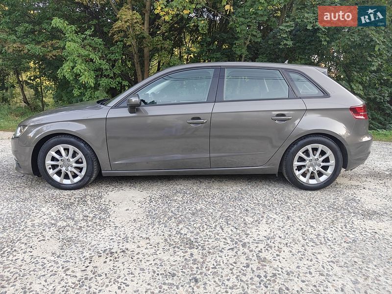 Хэтчбек Audi A3 2014 в Львове