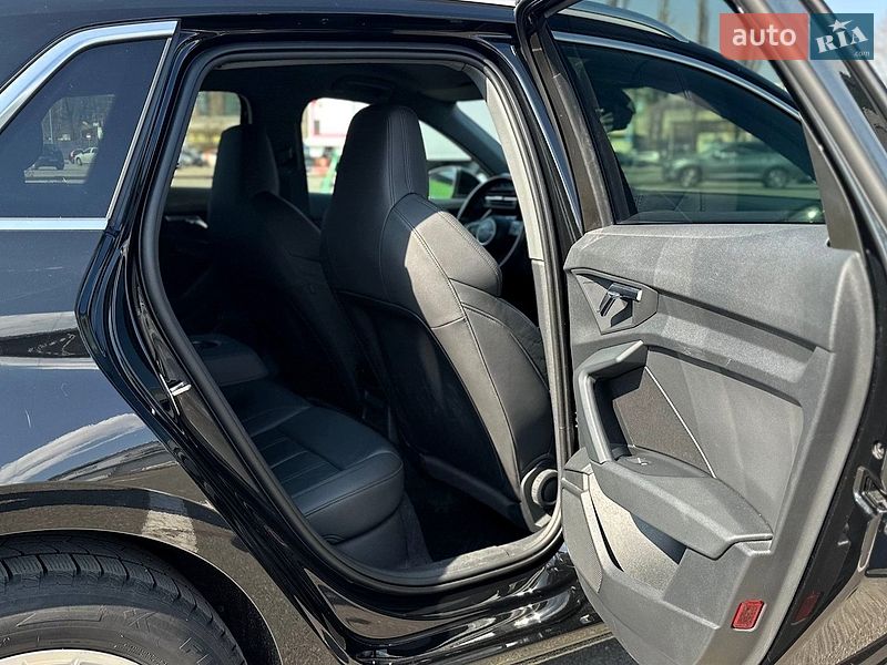 Хетчбек Audi A3 2021 в Києві
