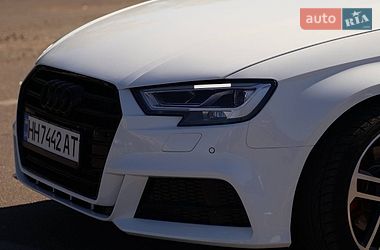 Седан Audi A3 2019 в Одессе