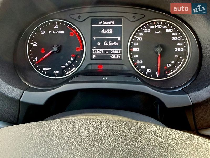 Седан Audi A3 2015 в Києві фото 27 Седан Audi A3 2015 в Києві