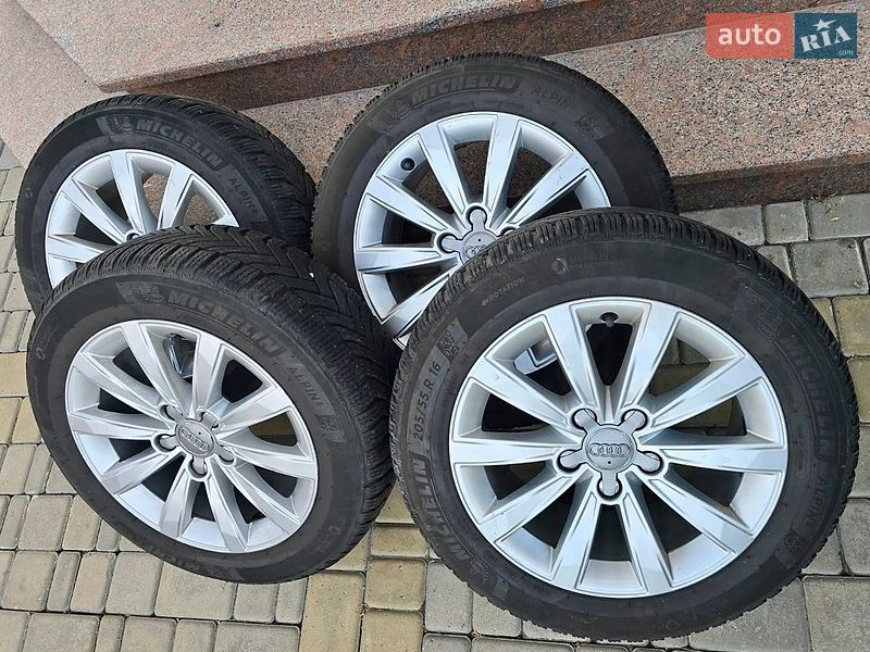 Седан Audi A3 2015 в Києві фото 32 Седан Audi A3 2015 в Києві