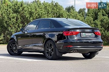 Седан Audi A3 2015 в Києві