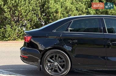 Седан Audi A3 2015 в Києві
