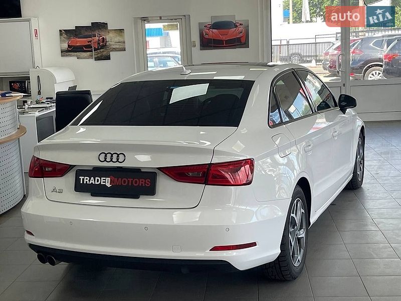 Седан Audi A3 2015 в Києві