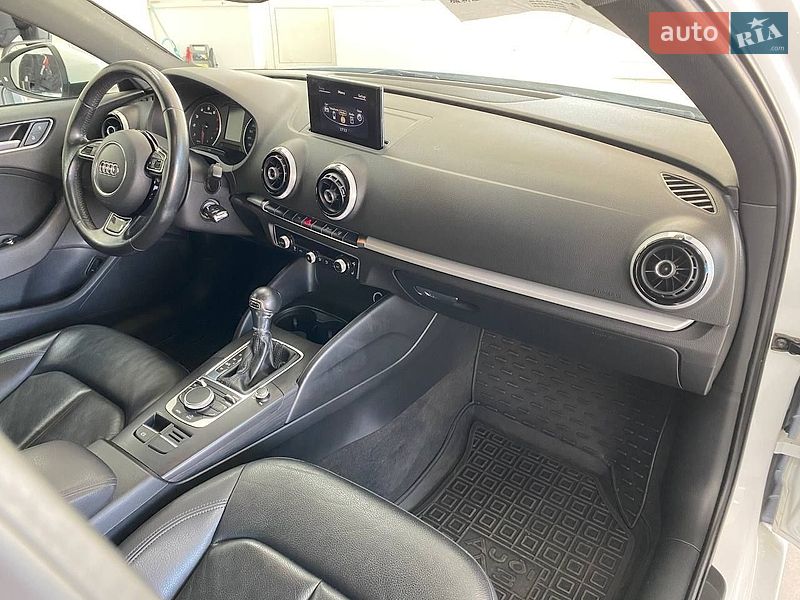 Седан Audi A3 2015 в Києві