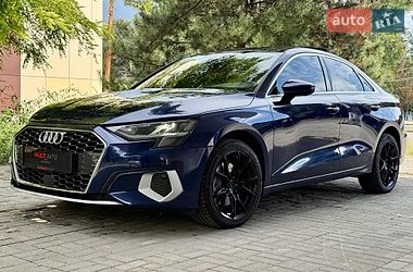 Седан Audi A3 2022 в Дніпрі
