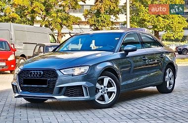 Седан Audi A3 2019 в Днепре