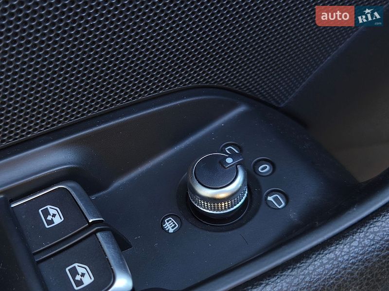 Седан Audi A3 2019 в Днепре