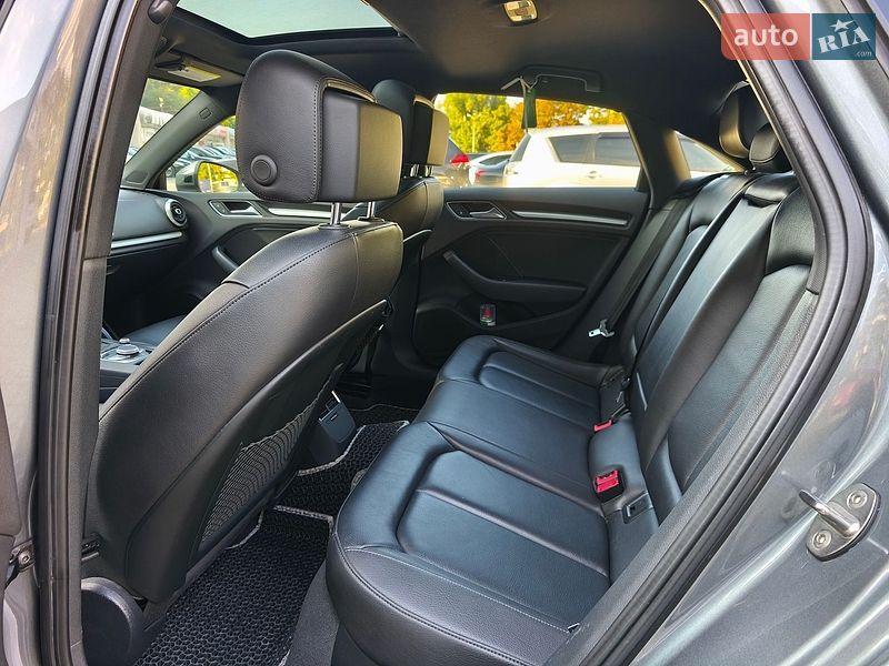 Седан Audi A3 2019 в Днепре