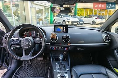 Седан Audi A3 2019 в Днепре