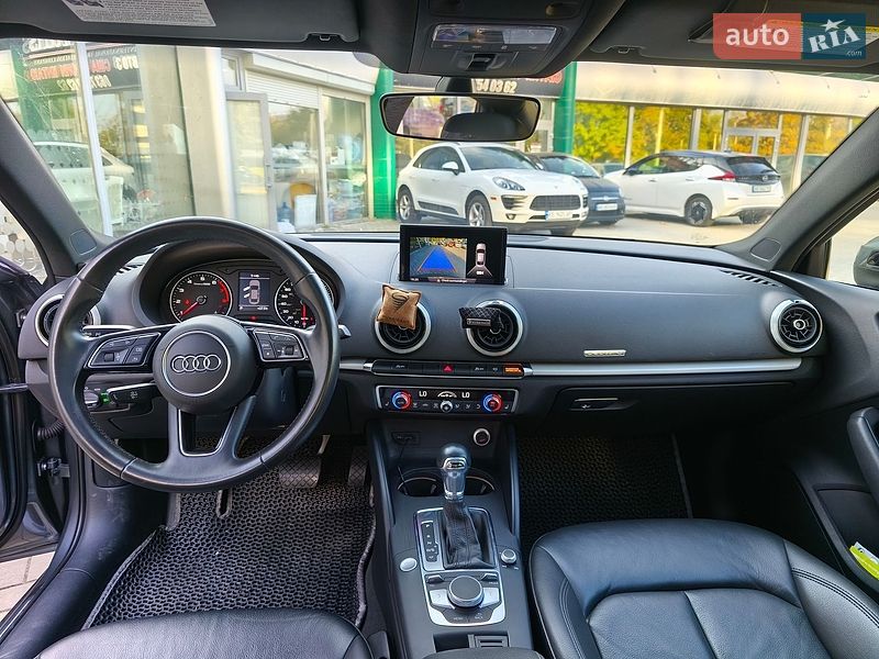 Седан Audi A3 2019 в Днепре