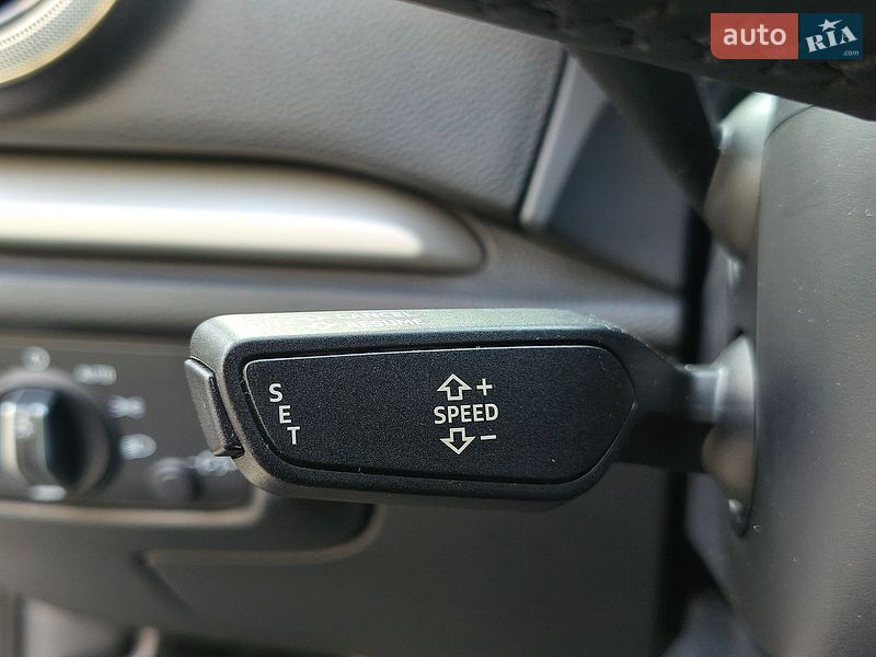 Седан Audi A3 2019 в Днепре