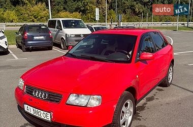 Хетчбек Audi A3 1999 в Глевасі
