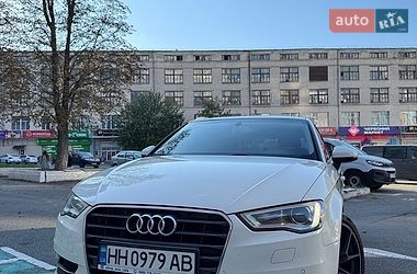 Хетчбек Audi A3 2015 в Києві Хетчбек Audi A3 2015 в Києві