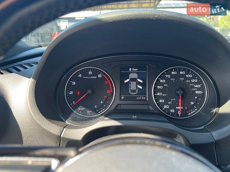 Седан Audi A3 2016 в Львове