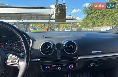 Седан Audi A3 2016 в Львове