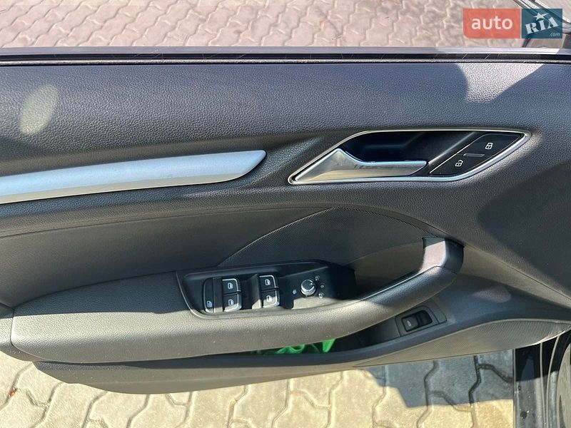 Седан Audi A3 2016 в Львове