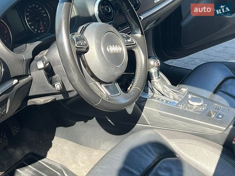 Седан Audi A3 2016 в Львове