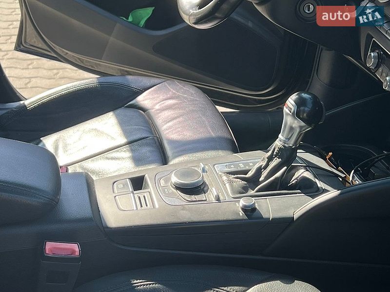 Седан Audi A3 2016 в Львове