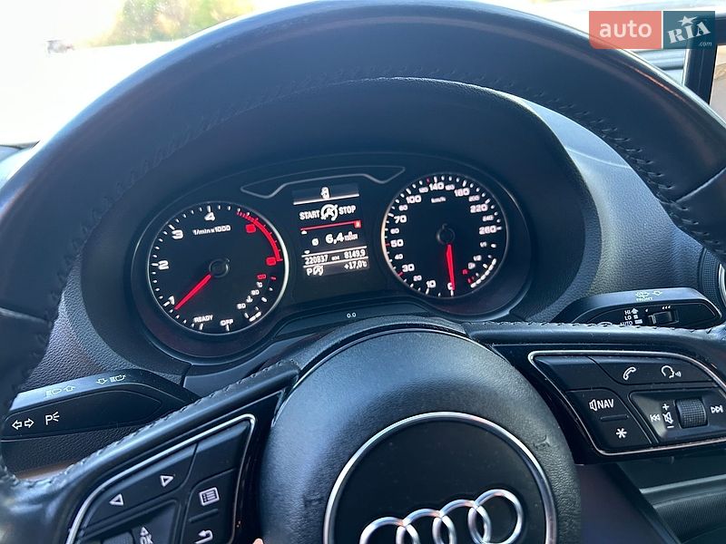 Седан Audi A3 2017 в Хусте