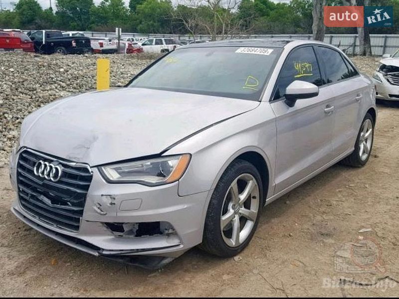 Седан Audi A3 2015 в Харькове