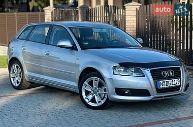Хэтчбек Audi A3 2010 в Староконстантинове