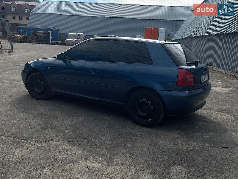 Хетчбек Audi A3 1998 в Ірпені