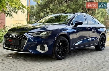 Седан Audi A3 2022 в Днепре