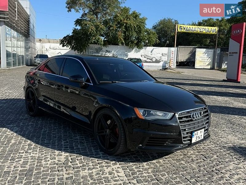 Седан Audi A3 2015 в Днепре