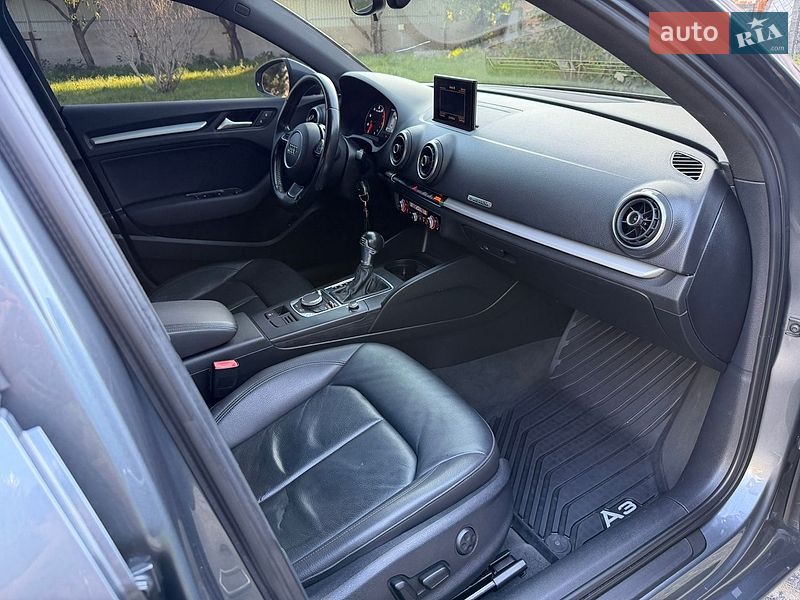 Седан Audi A3 2015 в Киеве