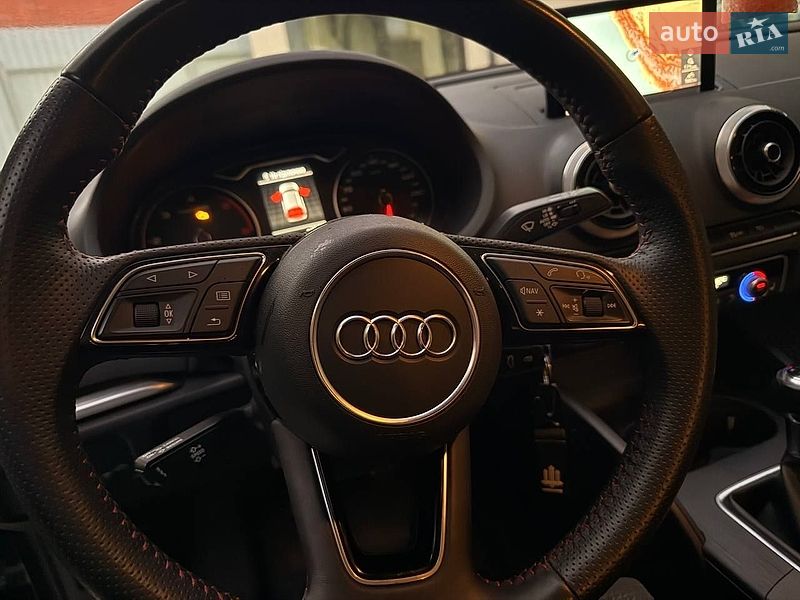 Хетчбек Audi A3 2018 в Києві