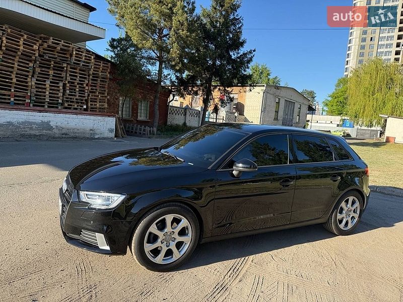 Хетчбек Audi A3 2018 в Києві