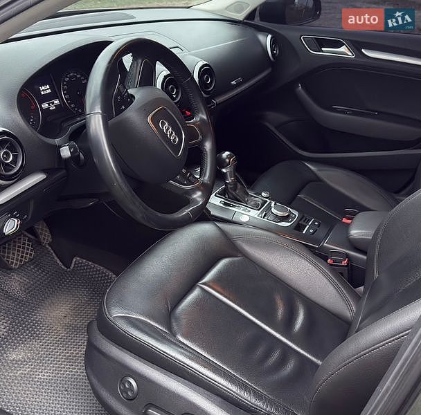 Седан Audi A3 2016 в Самарі