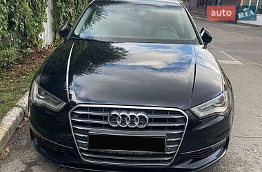 Седан Audi A3 2015 в Киеве