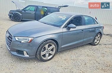 Седан Audi A3 2018 в Днепре