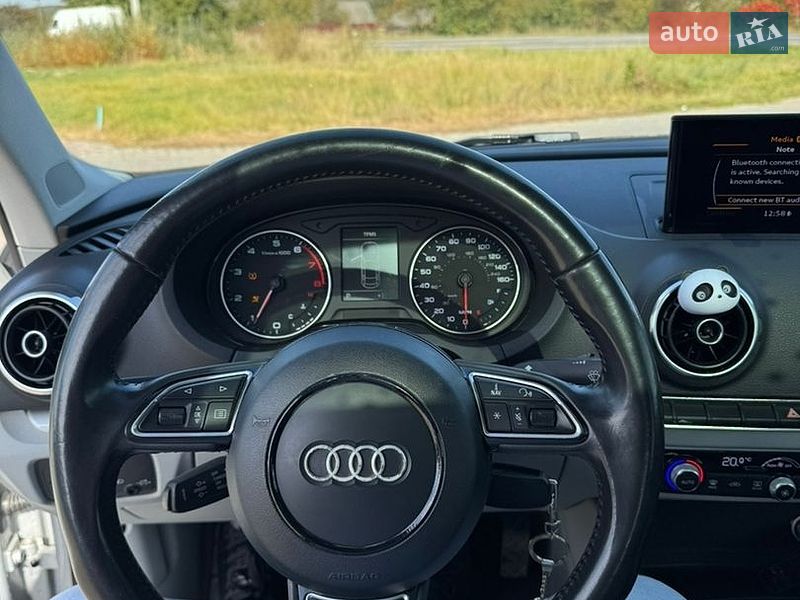 Седан Audi A3 2014 в Львові