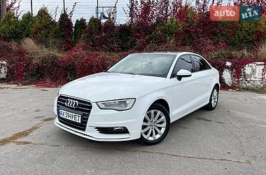 Седан Audi A3 2015 в Балаклії