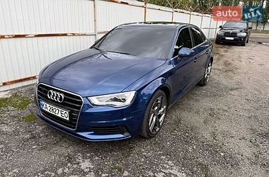 Седан Audi A3 2014 в Киеве