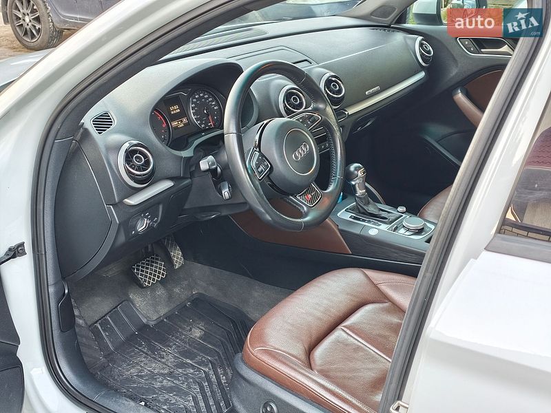 Седан Audi A3 2015 в Києві