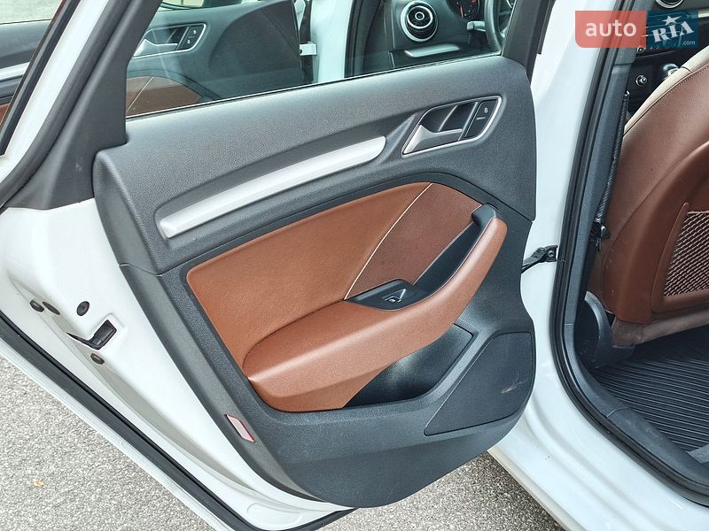 Седан Audi A3 2015 в Києві