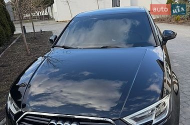 Седан Audi A3 2017 в Ірпені