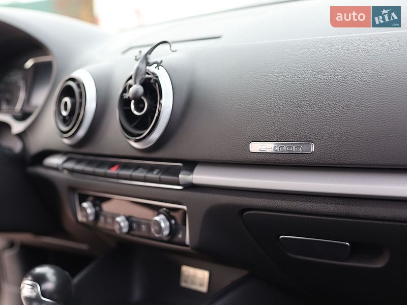 Хетчбек Audi A3 2015 в Житомирі фото 13 Хетчбек Audi A3 2015 в Житомирі