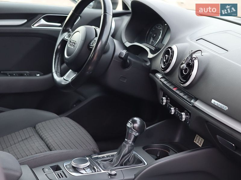 Хетчбек Audi A3 2015 в Житомирі фото 19 Хетчбек Audi A3 2015 в Житомирі