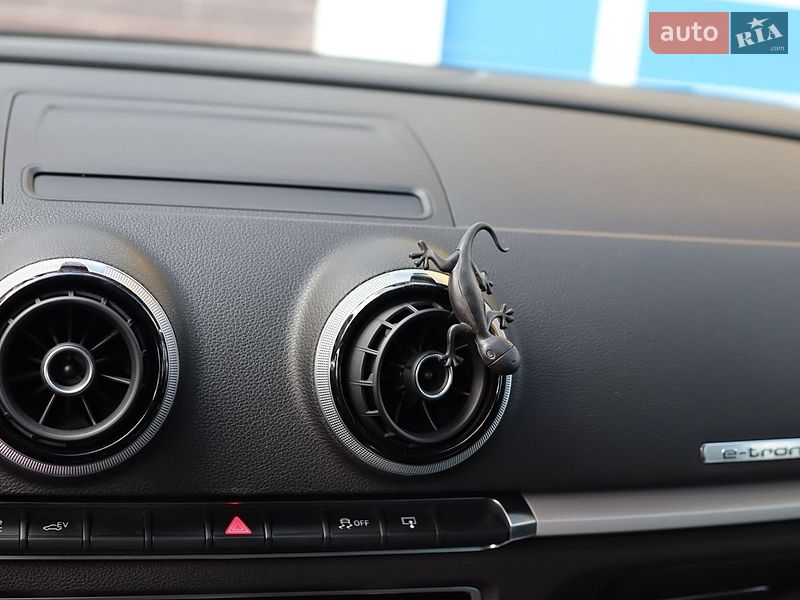 Хетчбек Audi A3 2015 в Житомирі фото 20 Хетчбек Audi A3 2015 в Житомирі